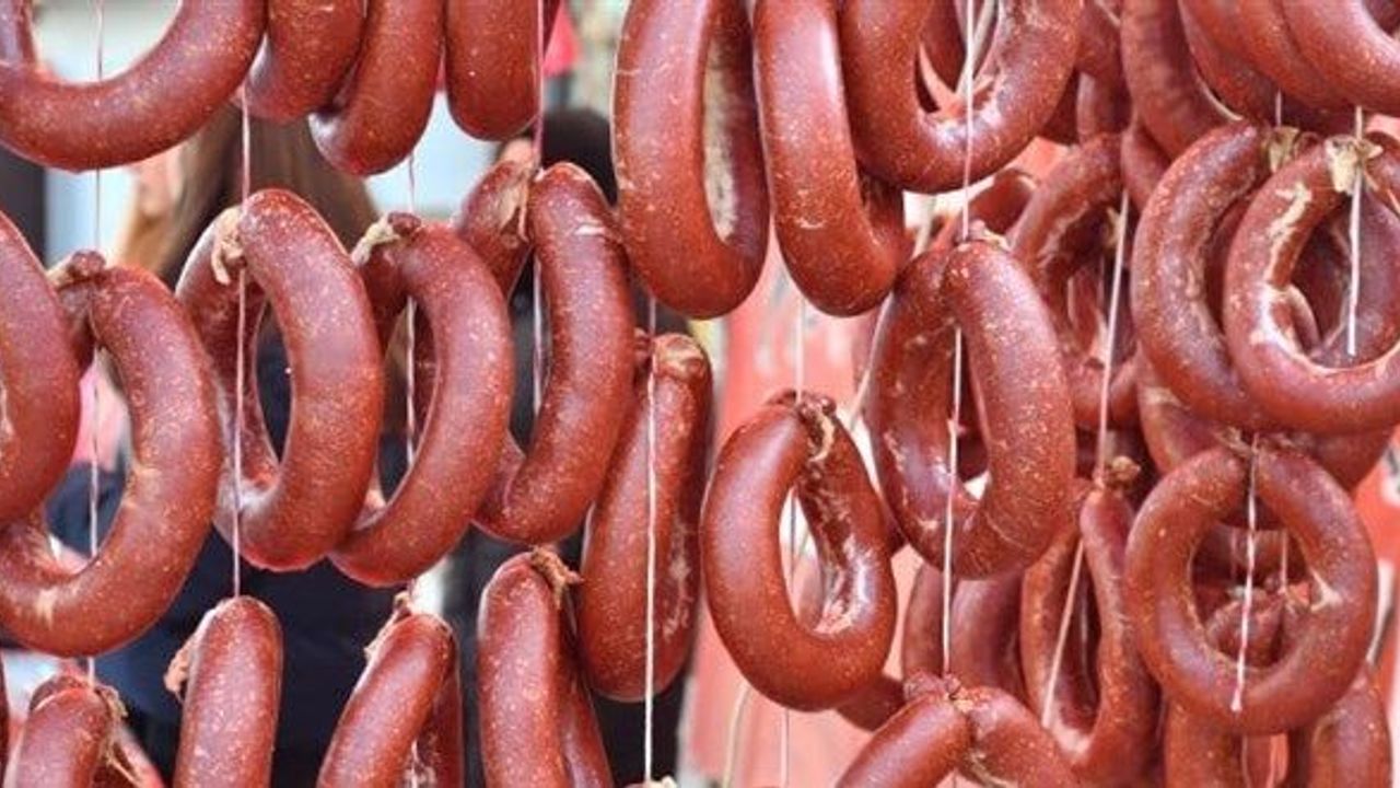 Tarım ve Orman Bakanlığı Yeni Taklit-Tağşiş Listesini Açıkladı: Sucuk ve Kıymada Tek Tırnaklı Eti Tespit Edildi