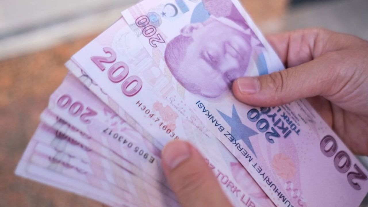 Türkiye'deki hesabından bir gecede 45 milyar TL çekti: Gizemli milyarder piyasayı sarstı