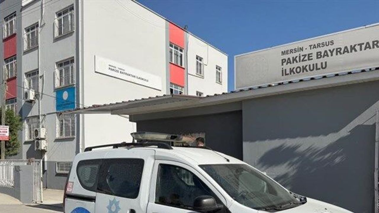 1. sınıf öğrencisinin çantasından tabanca çıktı, baba gözaltında
