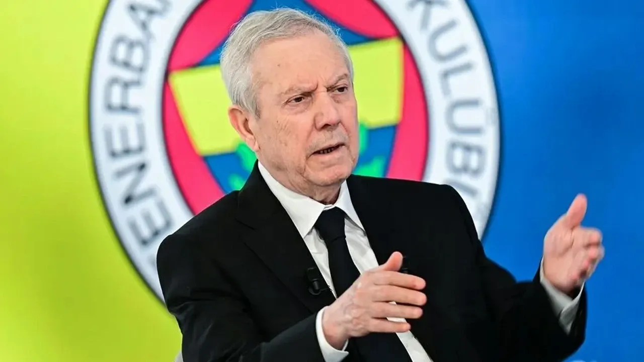 Fenerbahçe'ye FIFA'dan transfer şoku: 3 dönemlik yasak