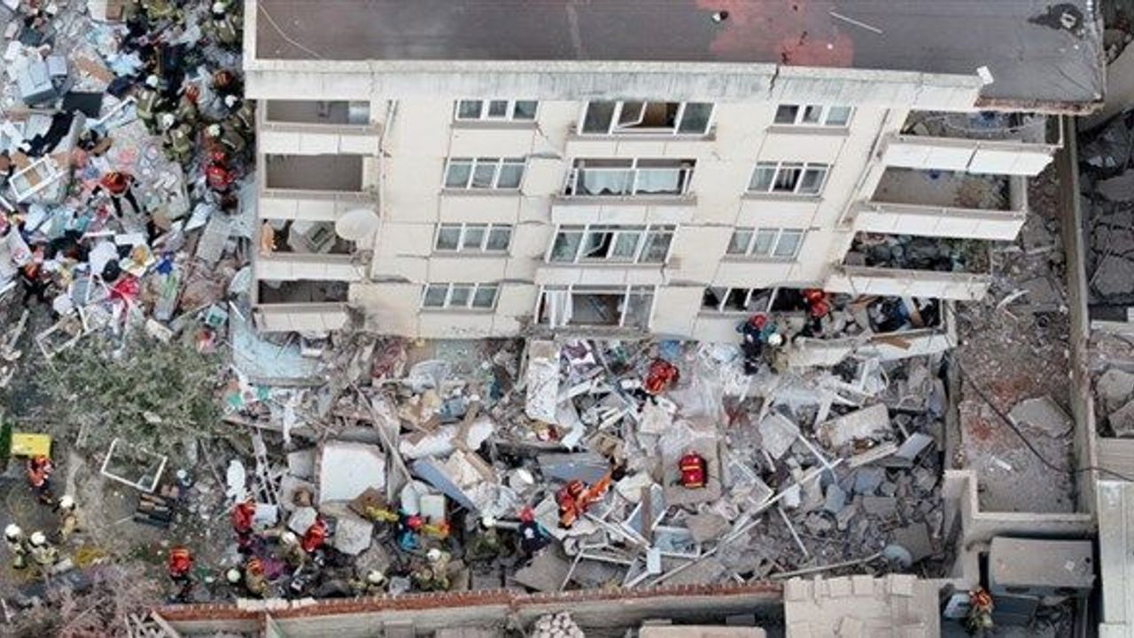 İstanbul’da 1238 bina kendiliğinden çökme riski taşıyor