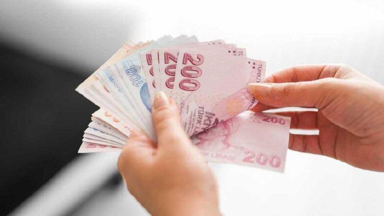 3 aylık enflasyon zammı yuttu: Memur maaşına sadece yüzde 1,35 kaldı