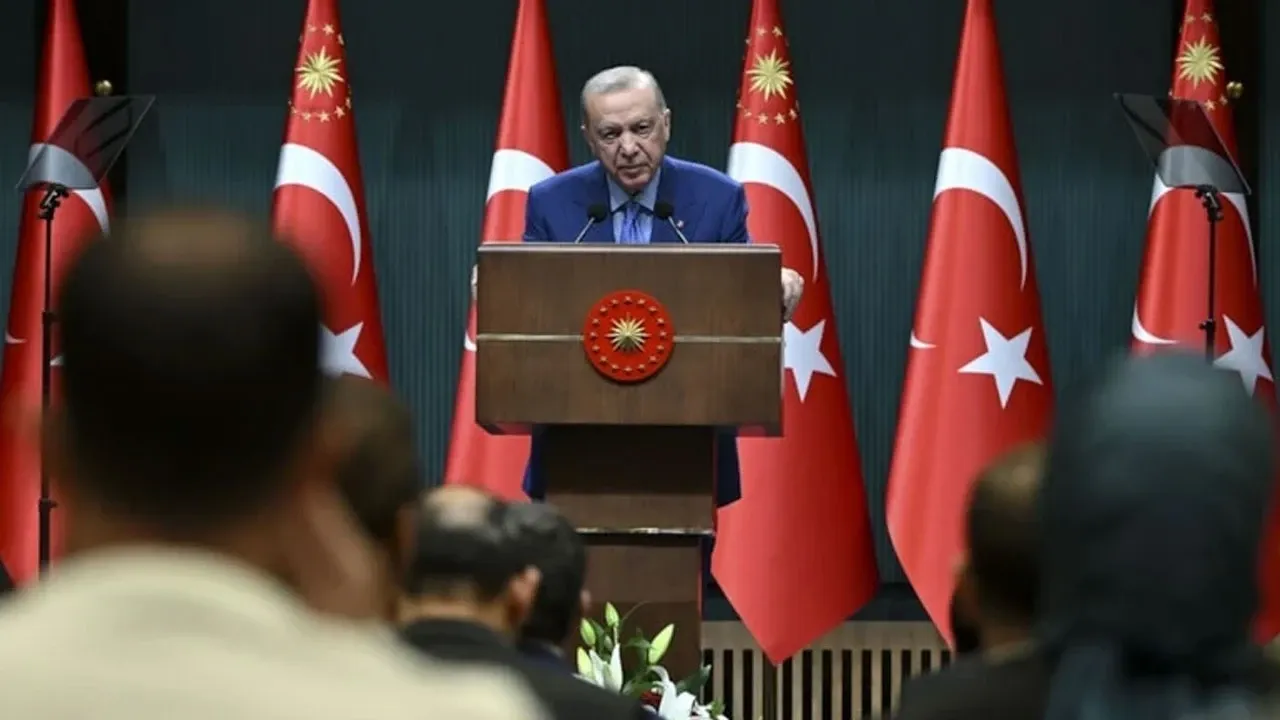 Cumhurbaşkanı Erdoğan: Fon meselesinin çözülmesi için yoğun gayret içindeyiz