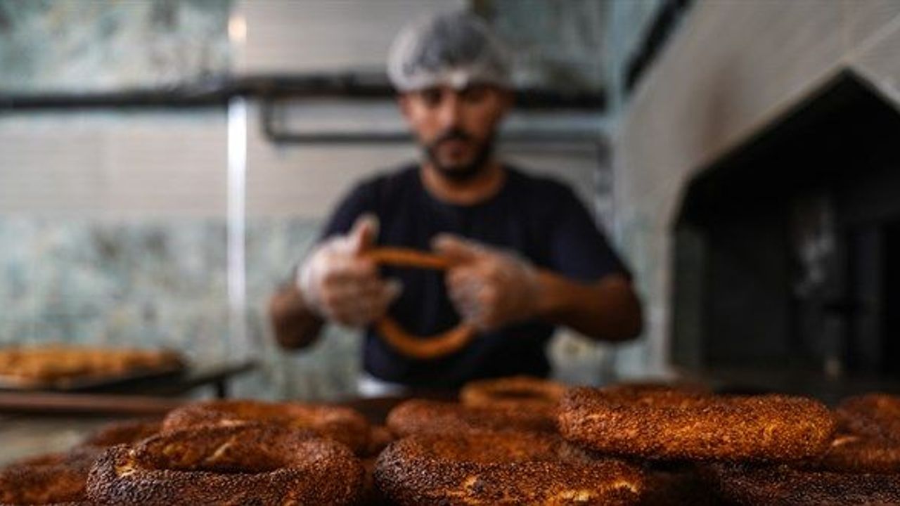 Geleneksel lezzete genç dokunuşu: Üniversiteliler istedi, 100 çeşit simit çıktı