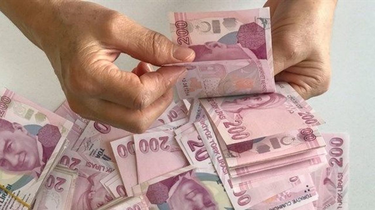 Memur emeklilerinin seyyanen zam talebi için kanun teklifi hazırlandı