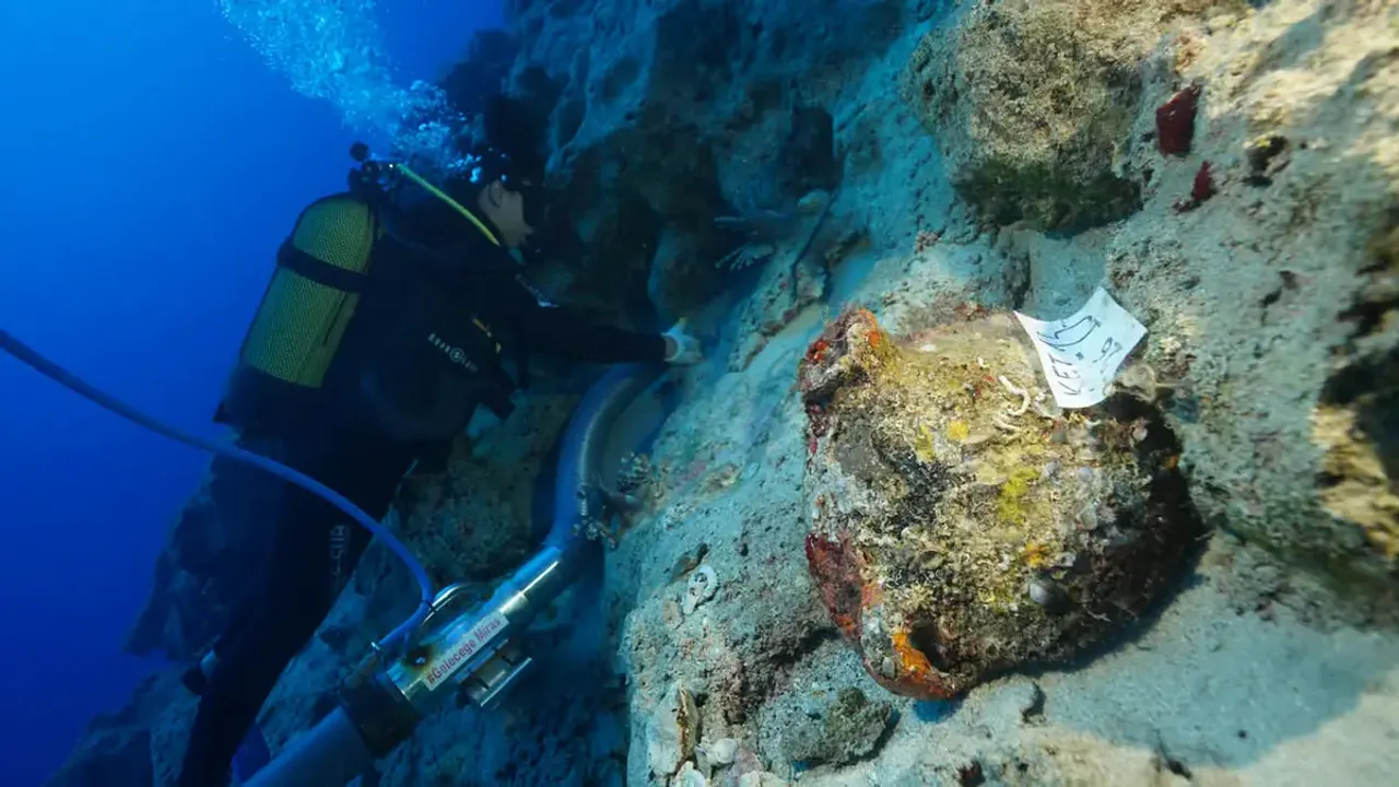Denizden 4 bin 700 yıllık sır çıktı: Antalya’daki batık dünya gündeminde