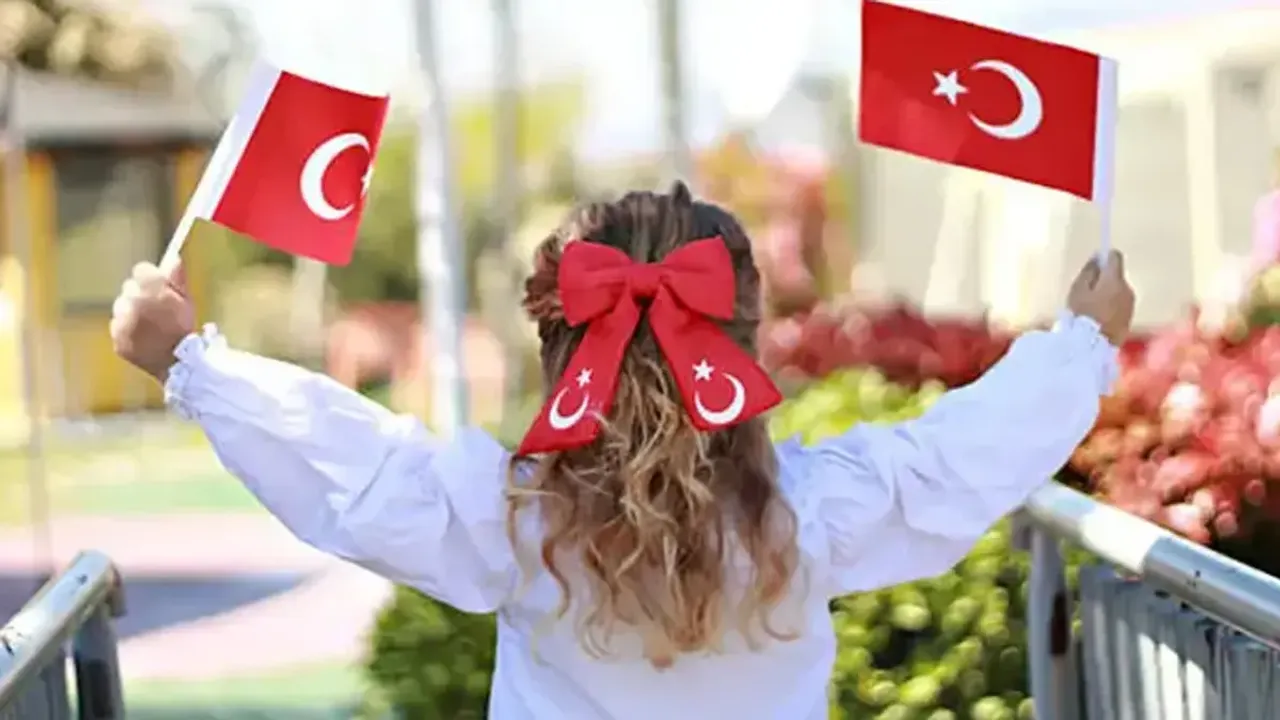 28 Ekim'de mesai yarım gün: Okullar, bankalar ve kamu kurumları ne zaman kapanacak?