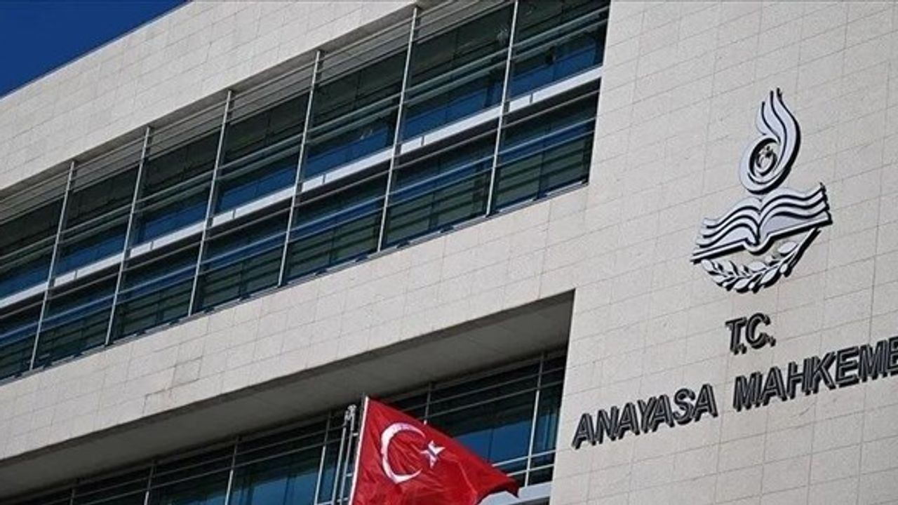 Memurların eksik maaş davasında kritik karar: AYM süre aşımını hak ihlali saydı
