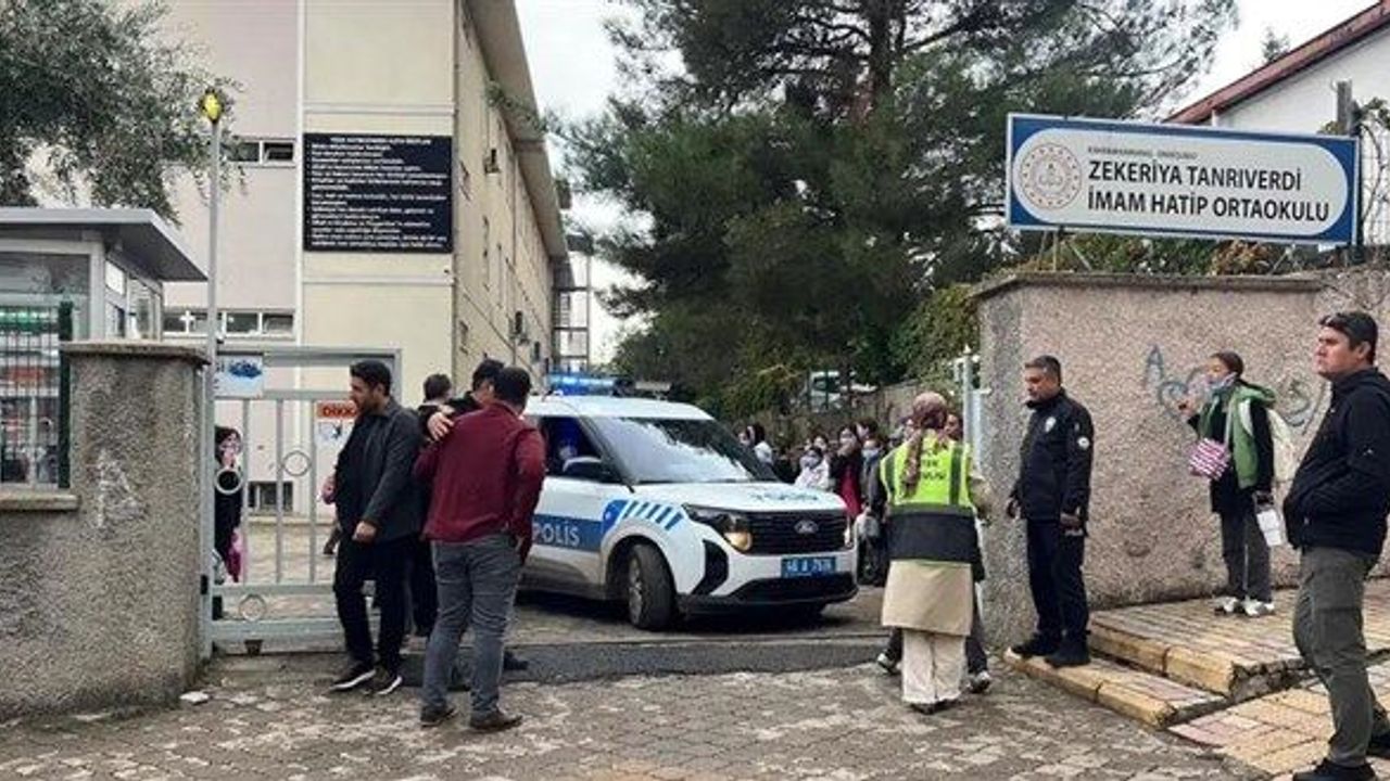 Onikişubat'ta iki okulda eğitime ara verildi: Koku nedeniyle 20 öğrenci rahatsızlandı