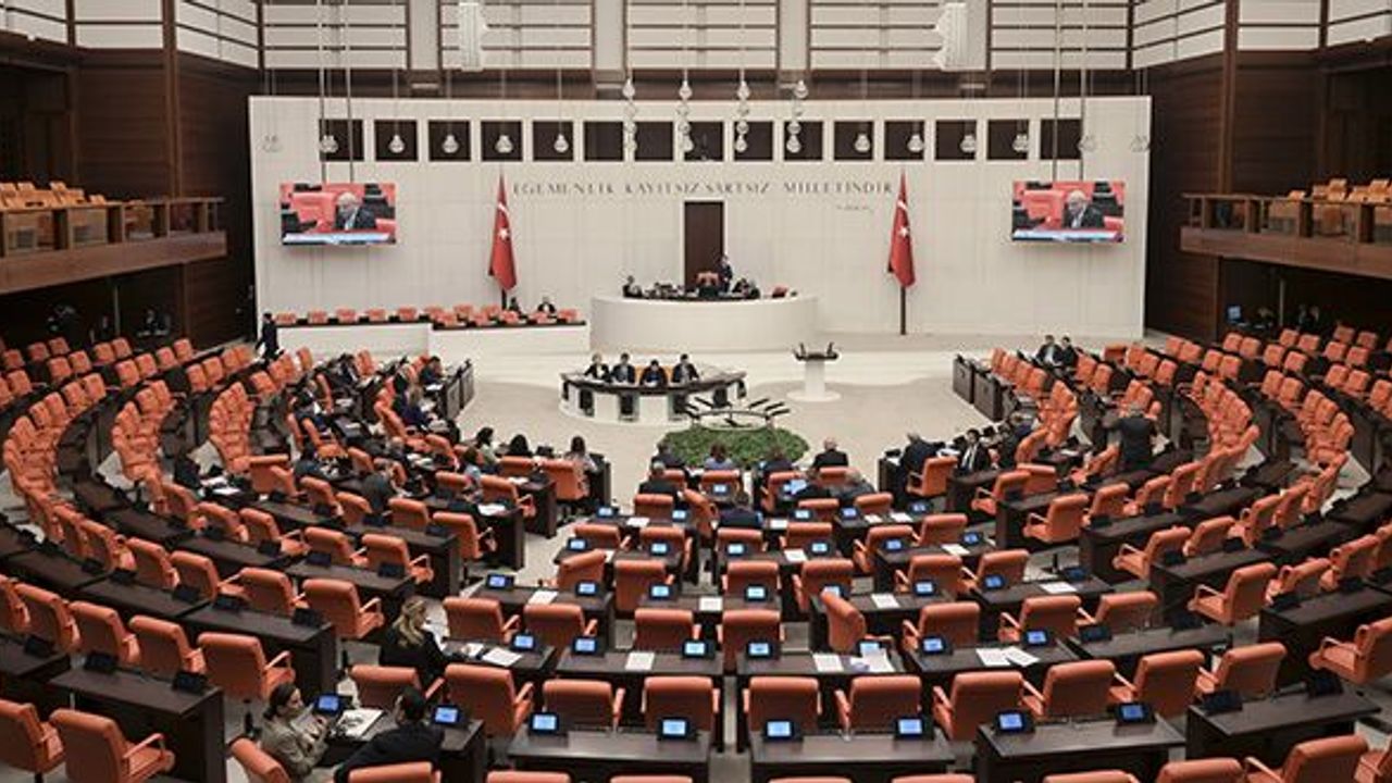 TBMM'de Bütçe Maratonu Başlıyor: Komisyon Salı Günü Toplanacak