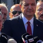 Ahmet Davutoğlu: Aktif siyasetten çekilme kararı aldım