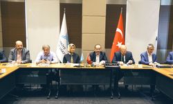 Bakan yardımcısı Nazif Yılmaz, Mahmut Özer’in görevden aldığı bürokratlardan haberinin olmadığını iddia ederek Bilal Erdoğan’a şikayet etti…