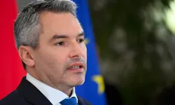 Avusturya Başbakanı Nehammer: Türkiye ile ilişkileri daha iyi bir seviyeye taşıyacağız