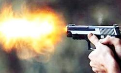 Havaya ateş açan kişi, polisin uyarı atışıyla hayatını kaybetti