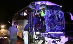 Uşak'ta korkunç kaza! 1 kişi hayatını kaybetti 43 kişi yaralandı