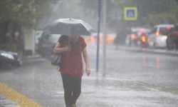 Zonguldak, Kocaeli ve Sakarya'da sağanak yağış etkisini gösteriyor.