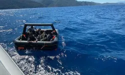 Yunan unsurlarınca geri itilen 13 göçmen kurtarıldı