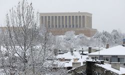 Başkent Ankara Beyaza Büründü! Kar yağışı devam edecek mi?