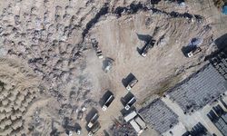 Depremin yıkıma uğrattığı illerde an itibarıyla gidilebilecek sığınma alanları