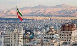 İran, Türkiye'deki depremlerden sonra genel tatbikat yapacak!