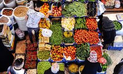 İzmir'de Üretilen Sebze ve Meyve Miktarı Yarı Yarıya Azaldı !