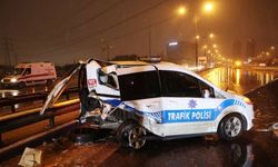 İstanbul'da Kaza, Polis arabasına çarptı... 1 ölü ve...