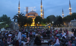 İstanbulda iftar saat kaçta? İstanbul için imsakiye