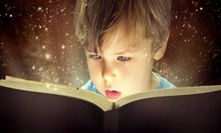 Küçük yaşta kitap okuma alışkanlığı nasıl kazandırılır? Geleceğin başarili bireylerini yetiştirme...