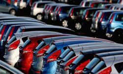 İkinci El Otomobil Fiyatları Uçtu: Yüksek Enflasyon ve Sıfır Araçların Bulunamaması Etkili Oldu