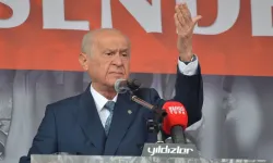 MHP Lideri Bahçeli: Olmayan siyasi gücünü varmış gibi gösterip siyaseti at pazarına çevirenler fırsatçı acizlerdir