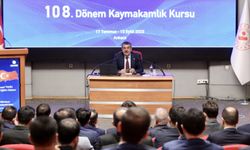 Milli Eğitim Bakanı Yusuf Tekin: "Problemlere karşı sakın karamsarlığa düşmeyin, yeise kapılmayın"