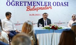 Milli Eğitim Bakanı Yusuf Tekin, Öğretmen Odası Buluşmaları kapsamında Adana'da öğretmenler ile bir araya geldi