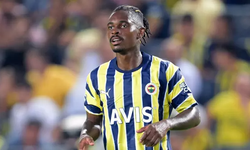 Fenerbahçe'ye Şok: Yıldız İsmin Sözleşmesi Dondurulabilir