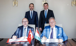 Türkiye'nin enerji sektöründe dönüm noktası: Tarihi doğal gaz anlaşması imzalandı!