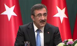 Cumhurbaşkanı yardımcısı Cevdet Yılmaz duyurdu: Yurt dışı burslarına zam yapıldı