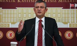 Özgür Özel, CHP Grup Başkanlığı Görevini Bıraktı