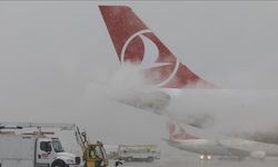 Türk Hava Yolları, Olumsuz Hava Koşulları Nedeniyle Yolcuları Uyardı: Sefer İptali İhtimaline Karşı Kontrol Edin!