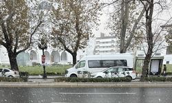 Ankara'da Kışın İlk Karı Düştü