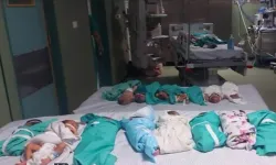 İsrail Şifa Hastanesi'ni Vurdu: Ölü ve Yaralı Bebekler Var