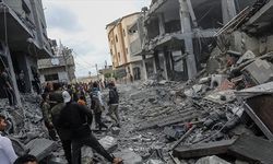 İsrail'in Gazze Saldırılarında Ölenlerin Sayısı 13 Bin 300'e Yükseldi