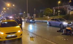 İstanbul' da motosiklet ticari taksiye çarptı: 1 ağır yaralı