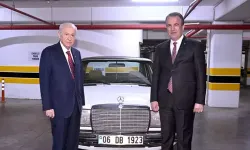 MHP Lideri Bahçeli'den milletvekiline hediye klasik otomobil