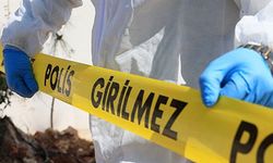 İzmir'de 17 Yaşındaki Çocuk, Meyve Bıçağıyla Öldürüldü