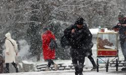 AKOM Uyardı: İstanbul'a Kar Geliyor!