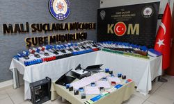 E-Fatura Skandalı! İzmir'de Gerçekleşen Operasyonda 11 Milyar TL Değerinde Fatura  Ele Geçirildi
