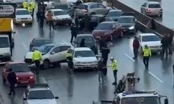 Ankara'da 26 aracın karıştığı kazada 3 kişi yaralandı