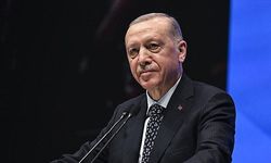 Erdoğan, Özel'den Kazandığı Tazminatı Mehmetçik Vakfı'na Bağışladı