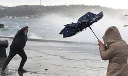 Meteorolojiden Uyarı! Türkiye Genelinde Kuvvetli Yağış ve Fırtına Bekleniyor