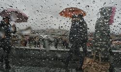 AKOM'dan Kuvvetli Yağış ve Şiddetli Rüzgar Uyarısı! İşte Detaylar