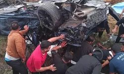 Hatay'da 2 Otomobil Çarpıştı: 5 Ölü, 2 Yaralı